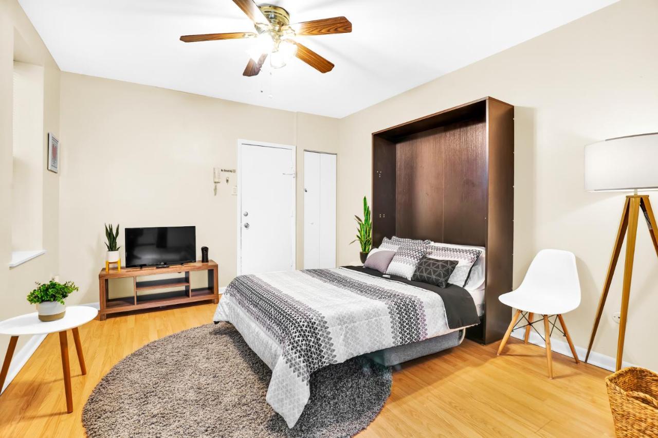 Rittenhouse Studio Apartment With Patio By Act Philadelphia Dış mekan fotoğraf